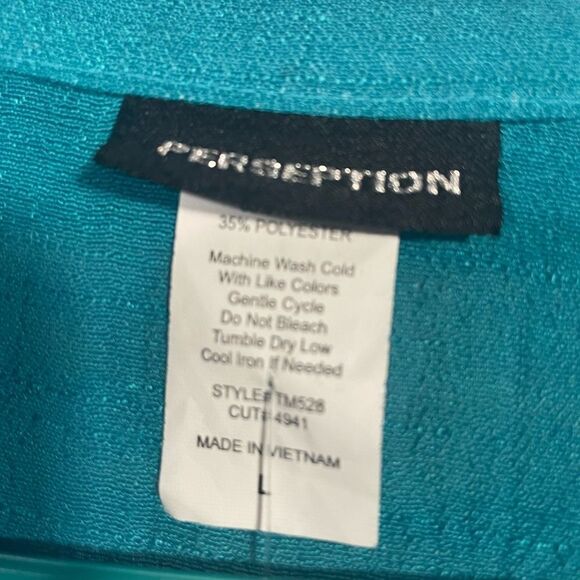Perseption button down blouse - Picture 4 of 7